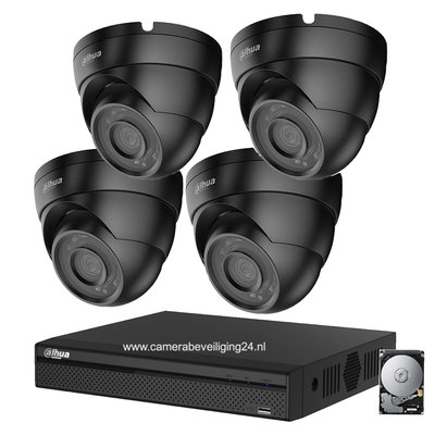 Dahua Camerabeveiliging set met 4 vandaalbestendige zwarte dome camera's.