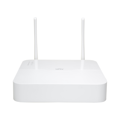Uniview Plug & Play 2MP WiFi camerasysteem met 4 dome IP camera's, harde schijf en nachtzicht.